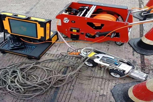 清河门CCTV管道检测机器人