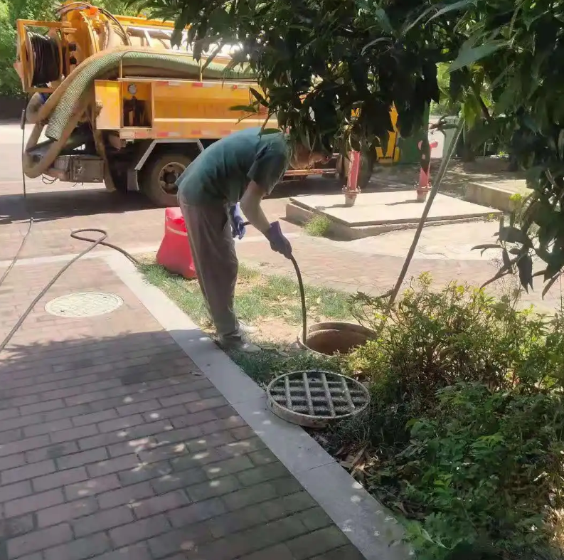 清河门市政排污管道清淤疏通——专业团队，让您全程省心！